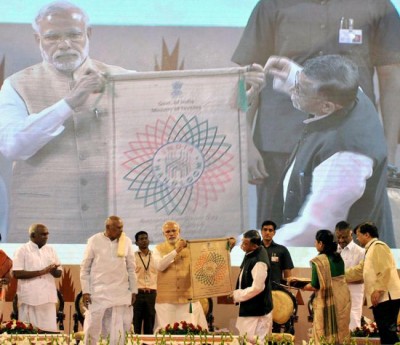 PM Modi attends first National Handloom Day celebrations