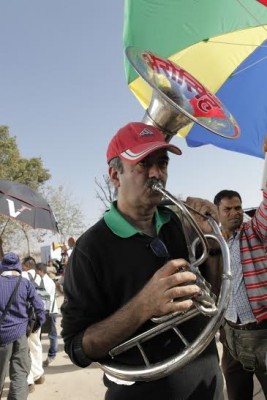 Rajkumar Hirani makes incognito theatre visits