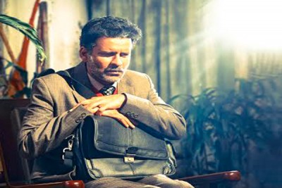 Manoj Bajpayee's look for Hansal Mehta's film 'Aligarh' released 
