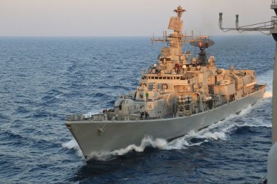 Pawan Hans chopper crashes off Mumbai coast, 2 pilots missing