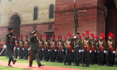 Commander â€“ in â€“ Chief of Russian Land Forces visits India