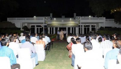 PM meets entire PMO family at RCR lawns 