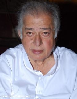 Rishi Kapoor wishes good health to Shashi Kapoor on 77th b'day