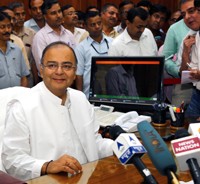 FM urges bank employee unions to call off strike