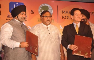 JIS Group signs MOU with AIT Bangkok 