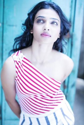 Radhika praises Anand L Rai 