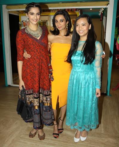 Sonam Kapoor, Ayushmann Khurrana attend Aisa Yeh Jahaan premiere 