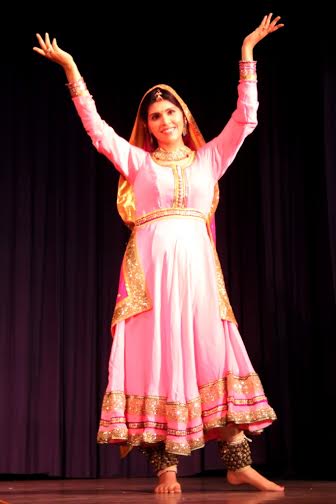 Anjanaa Bhattacharya receives special award for Kathak 