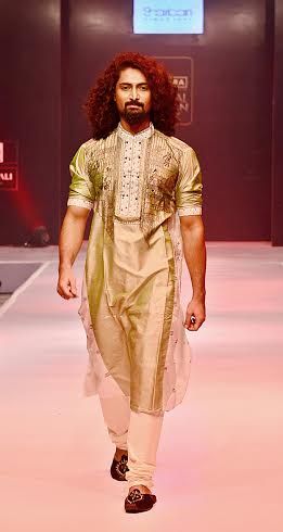 Kolkata: Sharbari Datta showcases her collections at  Kingfisher Ultrla Bengal Fashion Week