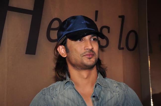 Sushant, Dibakar visit theatre to see audience reaction
