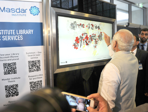 Narendra Modi takes a tour of Masdar City