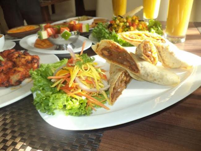 Kolkata restaurant hosts Aam Mania 