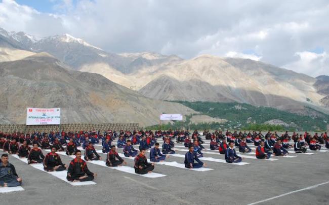 Indian Army celebrates International Yoga Day at Siachen Glacier, Leh, Kargil