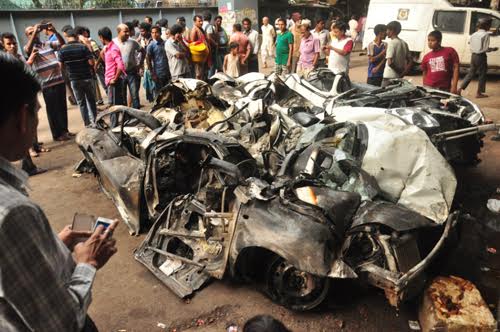 Kolkata flyover collapse: NDRF, NDMA, Army synergies to remove rubble  