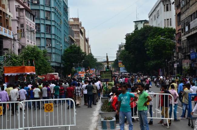 Mamata targets Modi and Centre at martyrs day rally