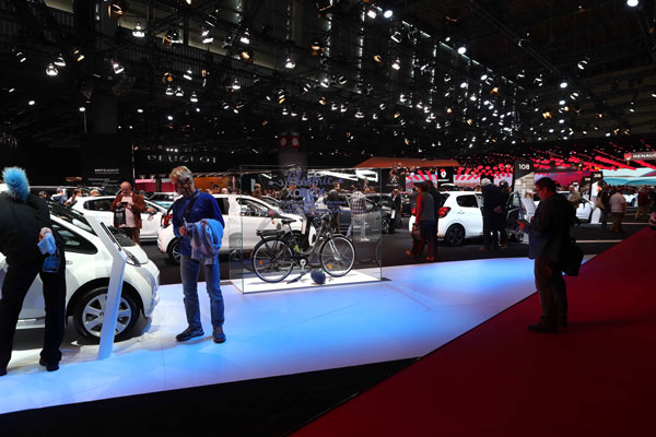 Paris Motor Show captures hearts