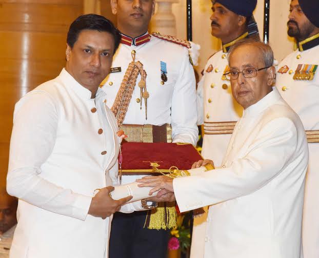Narendra Modi at a Civil Investiture Ceremony