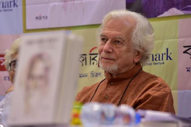 Starmark,  Karigar host launch of Martin Kampchenâ€™s new book Anubhabe Anudhyane Rabindranath