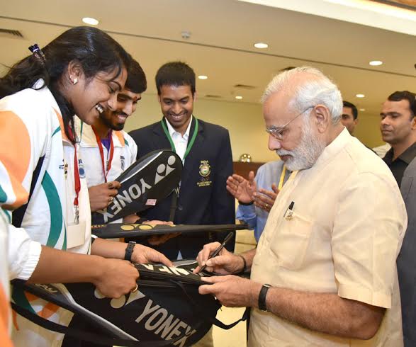 PM Modi meets athletes contingent for Rio Olympics