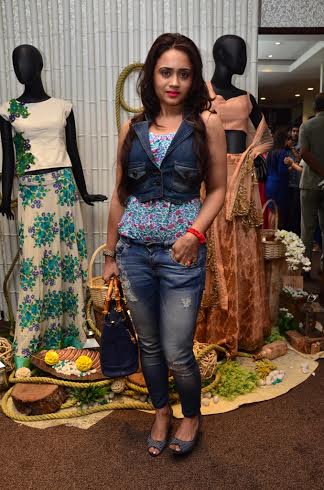 Levell 5 showcases â€œEthnic and Indo-Western Collectionâ€