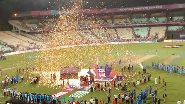 West Indies celebrate ICC World T20 victory