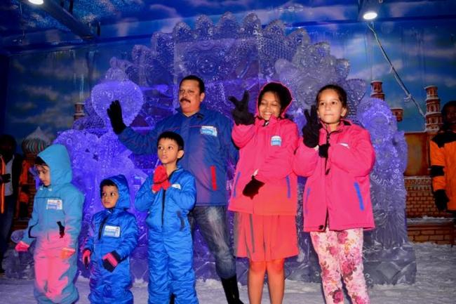 Durga idol made of ice unveiled in Kolkata