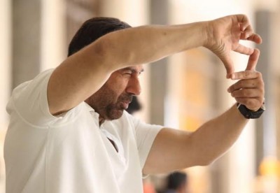 When Sunny Came to Child Actress Ruhanika Dhawanâ€™s Rescue