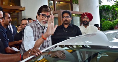 Big B, Taapsee Pannu visit Kolkata to promote Pink