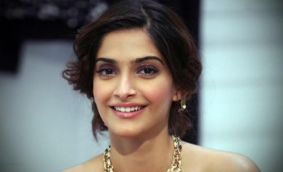 Sonam Kapoor turns a year older, celebrates 31st birthday
