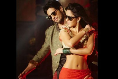 Katrina treats her fans with fitness manual