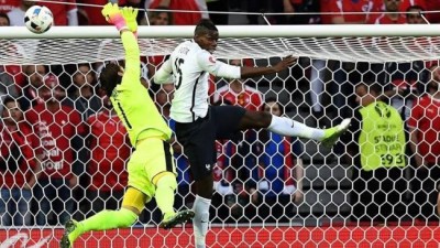 Stalemate takes Swiss through with France