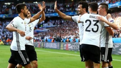 Germany go through the gears to see off Slovakia