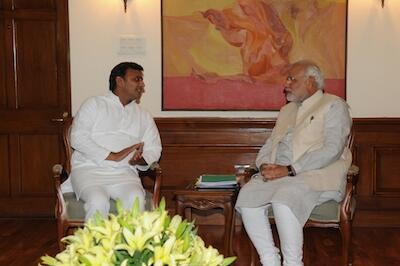 PM Modi, UP CM Akhilesh Yadav meet over water scarcity