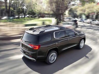 Negotiation between General Motors Canada and labour union averts strike