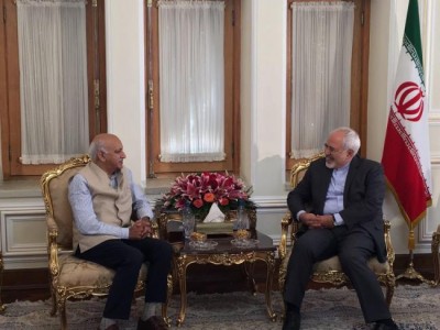M.J. Akbar visits Iran,meets  Foreign Minister Javad Zarif 