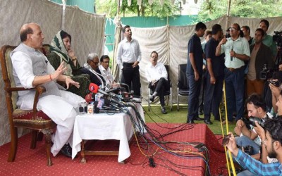 Nodal officer to address grievances of Kashmiri people directly: Rajnath Singh   