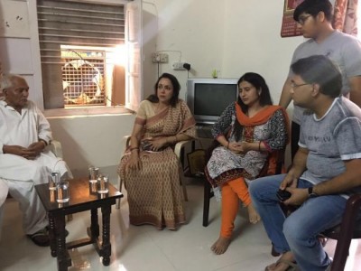 Hema Malini visits  her violence-hit Mathura seat