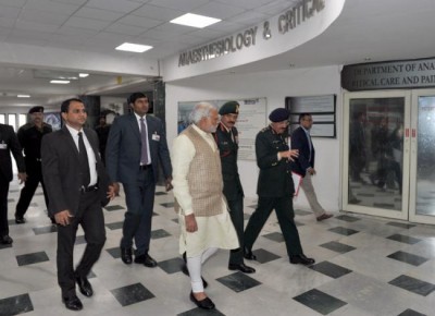 India soldier rescued in Siachen battles for life