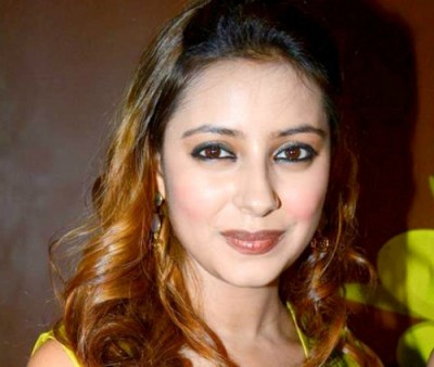 Showbiz suicides: Darkness behind the candle