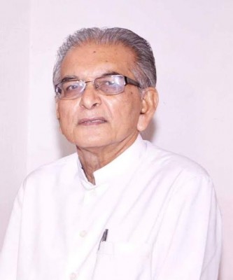 Kolkata: Former governor's bank account fraud, 1 held 