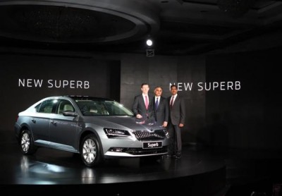 Å KODA AUTO India launches Superb