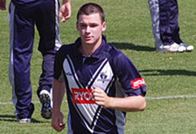 Yorkshire signs Peter Handscomb