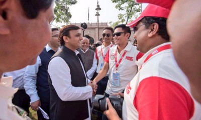 Uttar Pradesh CM flags off  India-Myanmar-Thailand Friendship Motor Car Rally