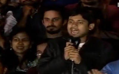 Kanhaiya Kumar arrives Hyderabad, university authorities put  ban on his entry
