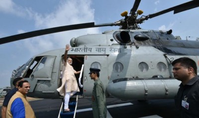 Narendra Modi visits Gujarat, celebrates birthday