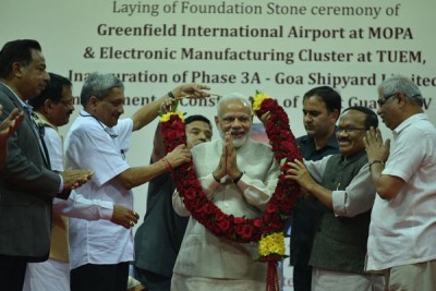 I was voted to fight against corrupts, shouldn't I do it? asks Modi, seeks support