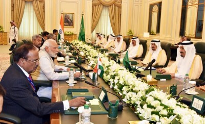 Narendra Modi hold delegation-level talks with Saudi King 
