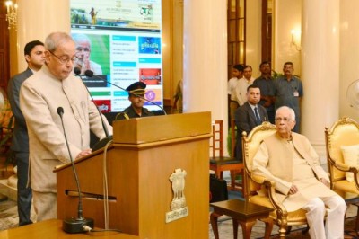 Akashvani Maitree Channel can play a significant role in promoting  Bengali cultural heritage, says President 