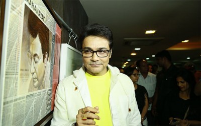 Prosenjit Chatterjee opens art show featuring Uttam Kumar