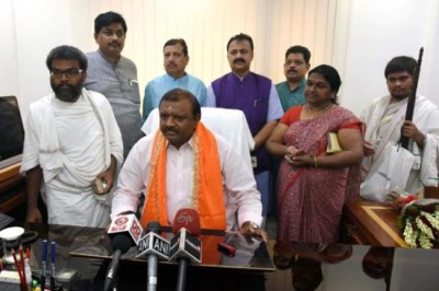 Jaswantsinh Sumanbhai Bhabhor takes charge as MoS in the Union Tribal Affairs Ministry 